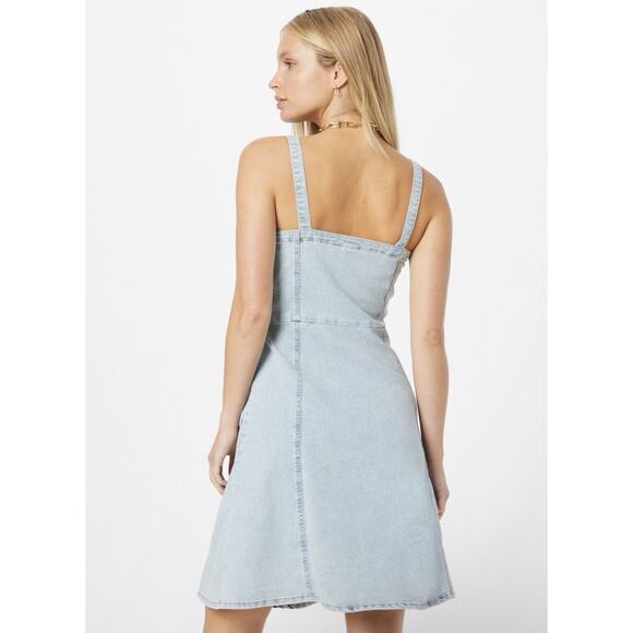 VERO MODA Women Lilith Denim Mini Dress Blue M Coastal Casual Chic Y2K Nostalgia - Picture 2 of 13